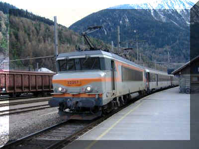 LOC. DELLE SNCF SERIE BB 22357